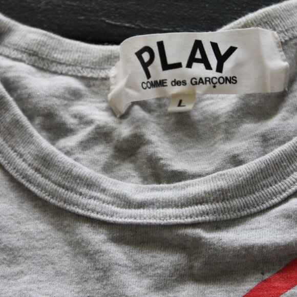 Comme des Garcon PLAY tshirts - Picture 1 of 4